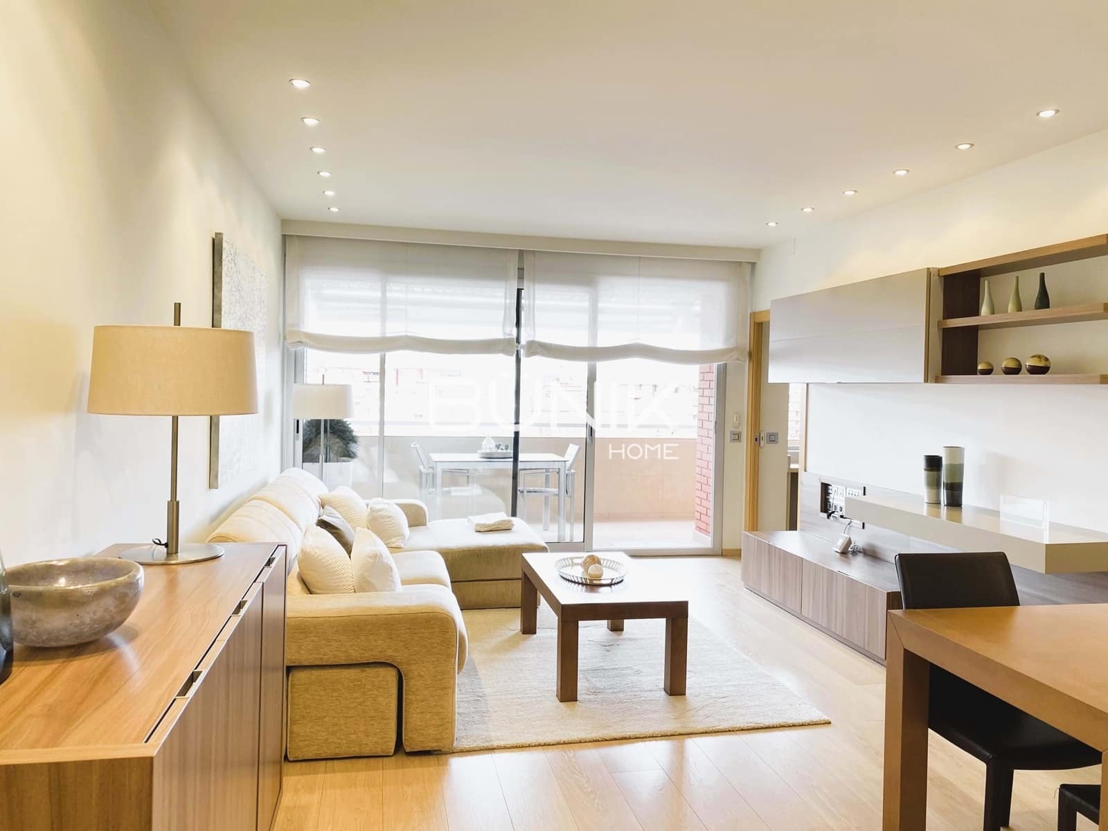 Piso de 4 habitaciones en Barcelona ciudad en alquiler con garaje - 2.950 € (Ref: 9942561)