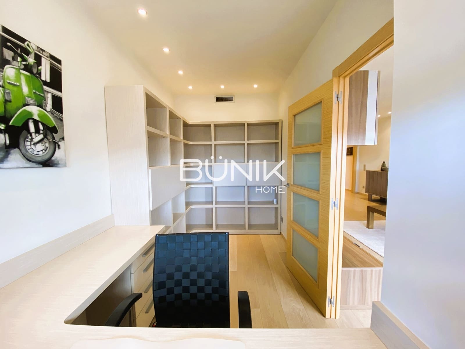 Piso de 4 habitaciones en Barcelona ciudad en alquiler con garaje - 2.950 € (Ref: 9942561)