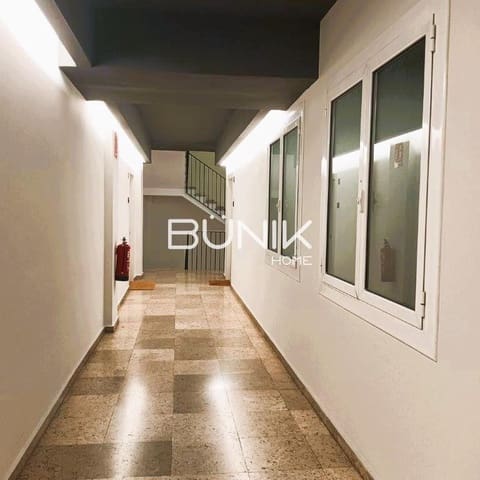 Escritório para arrendar em La Nova Esquerra de L'Eixample, Barcelona cidade com garagem - 925 € (Ref: 9944936)