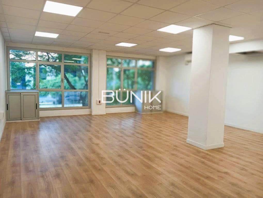 Escritório para arrendar em Barcelona cidade com garagem - 925 € (Ref: 9944936)