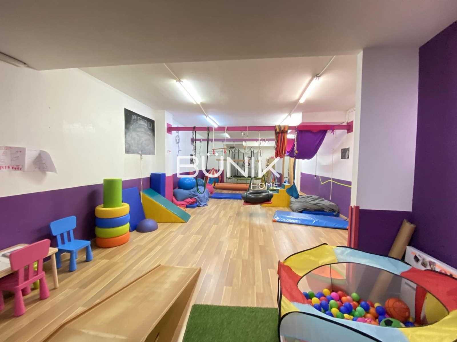 1 sypialnia Komercyjne na sprzedaż w Miasto Barcelona - 187 000 € (Ref: 9956635)