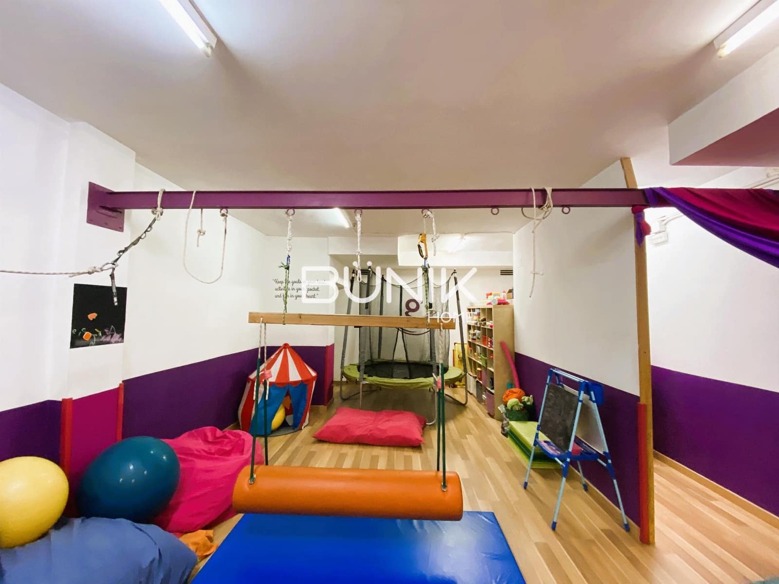 1 sypialnia Komercyjne na sprzedaż w Miasto Barcelona - 187 000 € (Ref: 9956635)