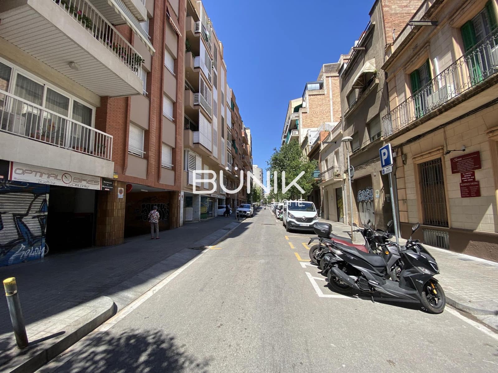 1 sypialnia Komercyjne na sprzedaż w Miasto Barcelona - 187 000 € (Ref: 9956635)