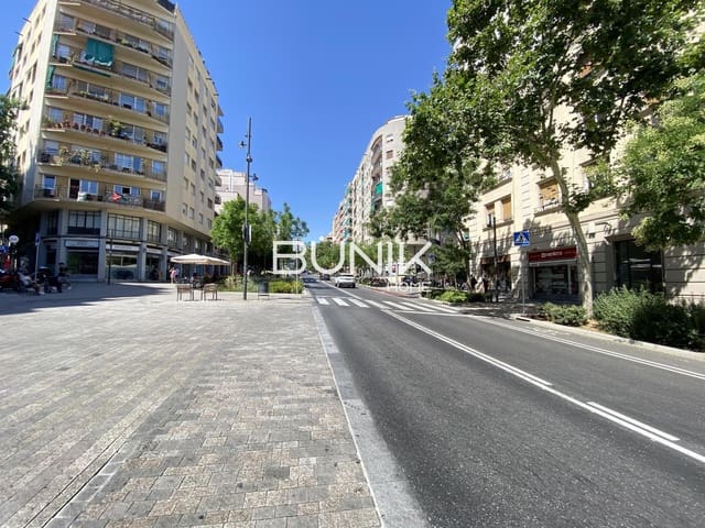 1 sypialnia Komercyjne na sprzedaż w El Camp d'en Grassot i Gràcia Nova, Miasto Barcelona - 187 000 € (Ref: 9956635)
