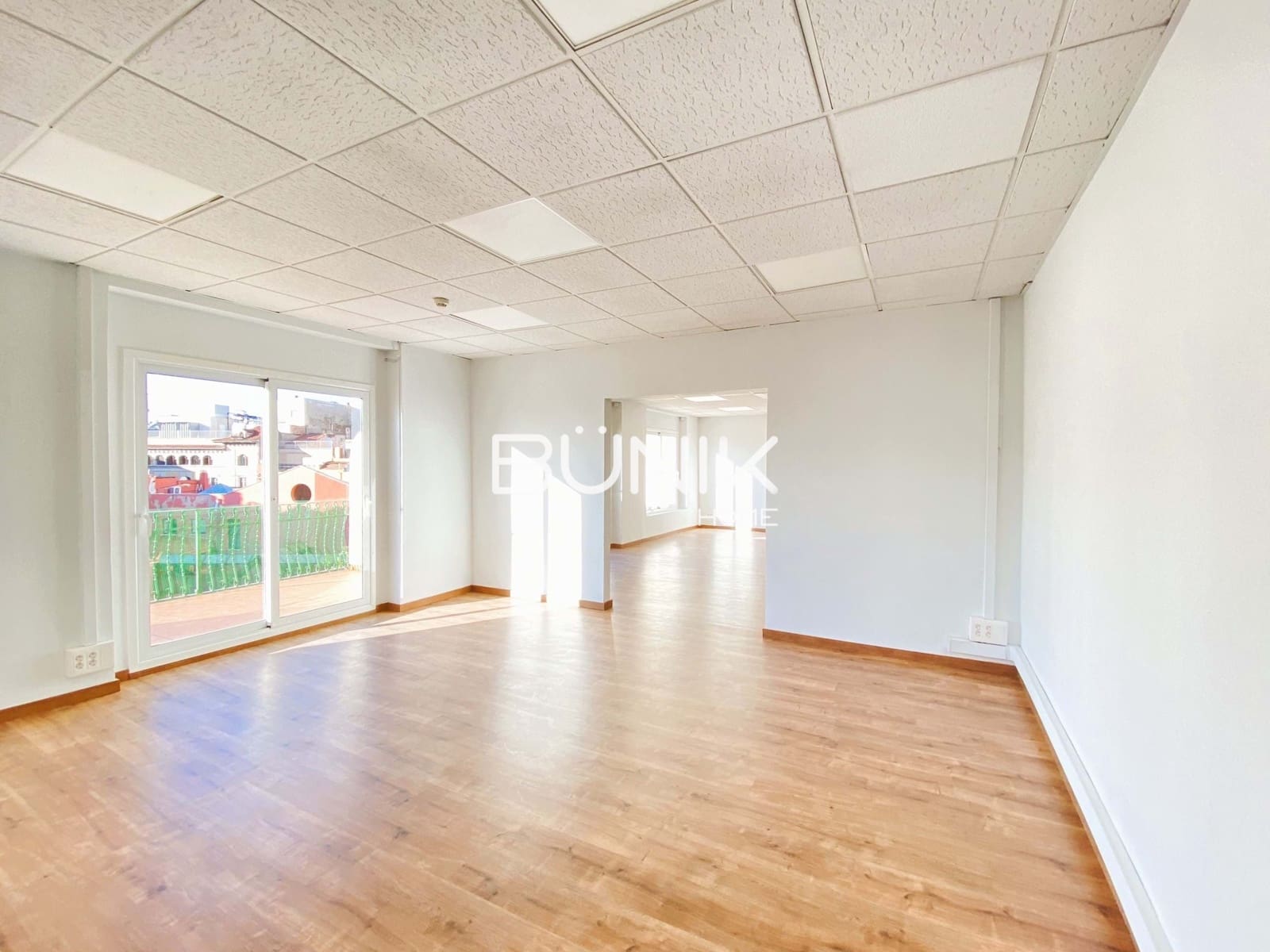 3 sypialnia Biuro do wynajęcia w Miasto Barcelona z garażem - 2 000 € (Ref: 9956636)