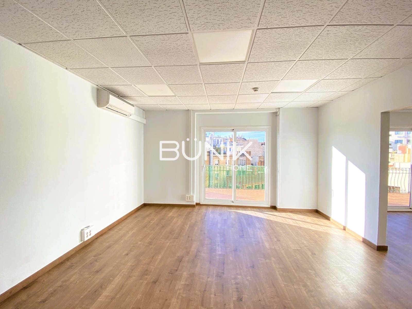 3 sypialnia Biuro do wynajęcia w Miasto Barcelona z garażem - 2 000 € (Ref: 9956636)