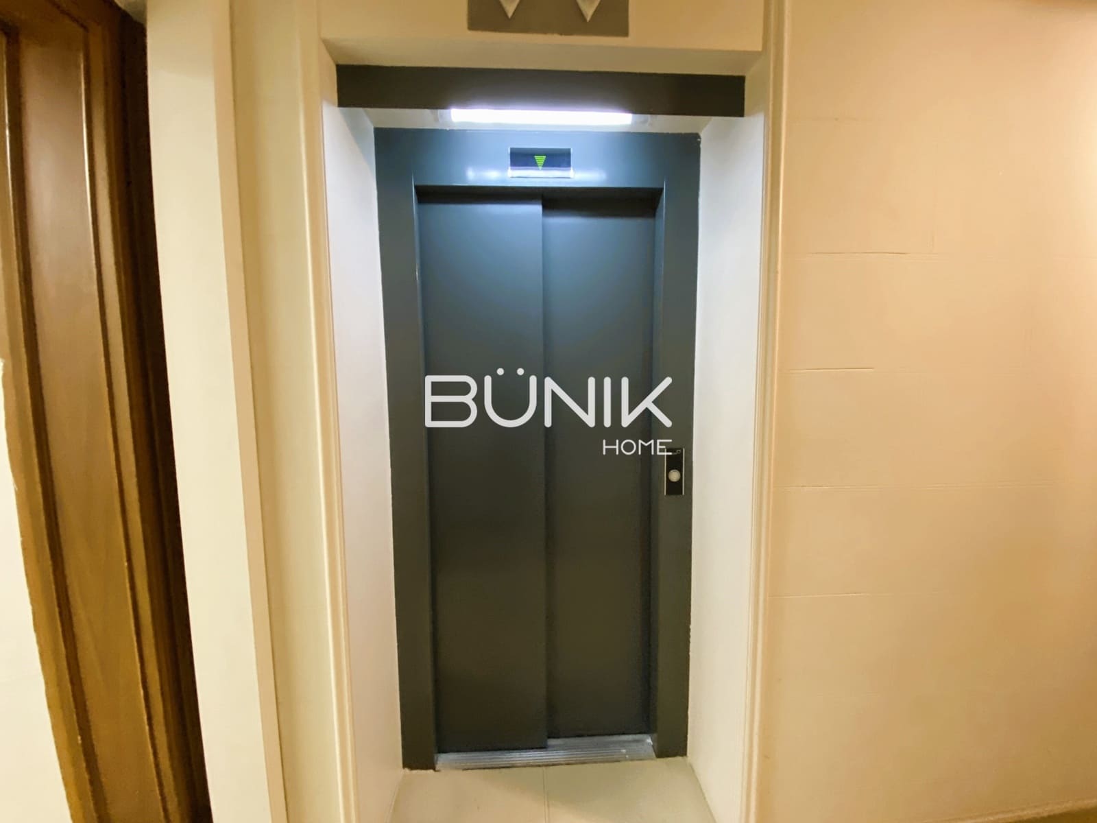 3 sypialnia Biuro do wynajęcia w Miasto Barcelona z garażem - 2 000 € (Ref: 9956636)