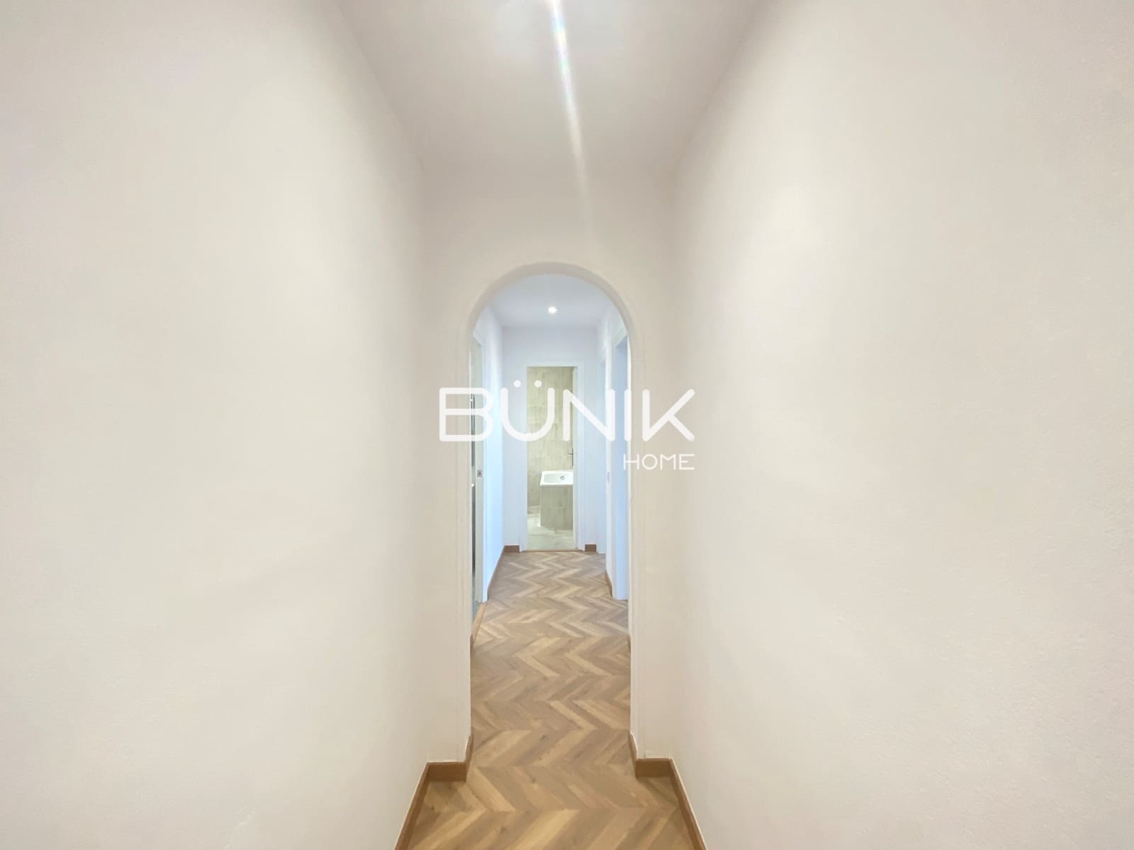 5 sypialnia Mieszkanie do wynajęcia w Miasto Barcelona - 4 000 € (Ref: 9963413)