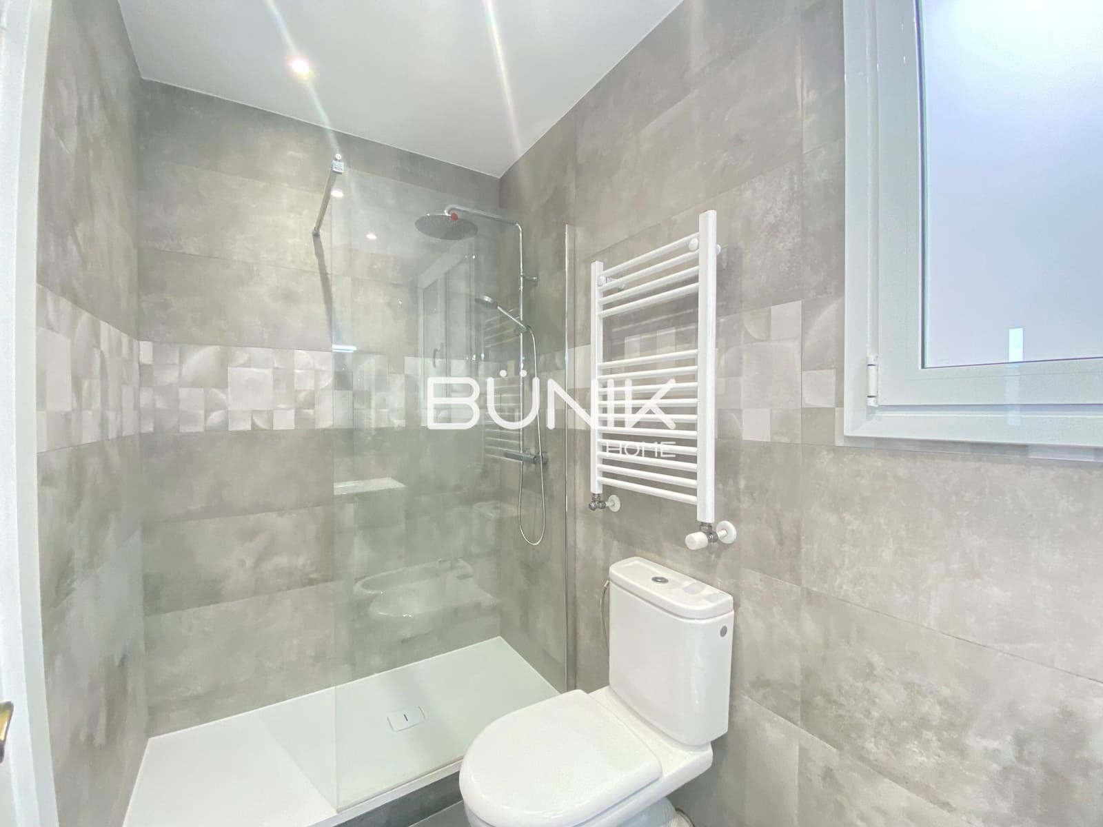 5 sypialnia Mieszkanie do wynajęcia w Miasto Barcelona - 4 000 € (Ref: 9963413)