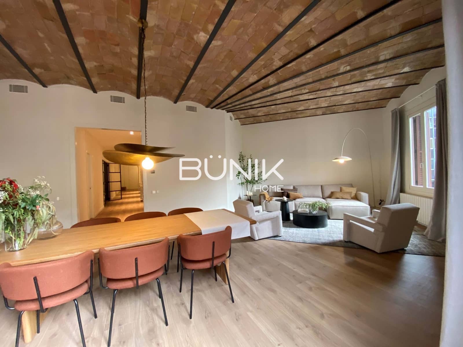4 slaapkamer Flat te koop in Barcelona stad - € 1.985.000 (Ref: 9964528)