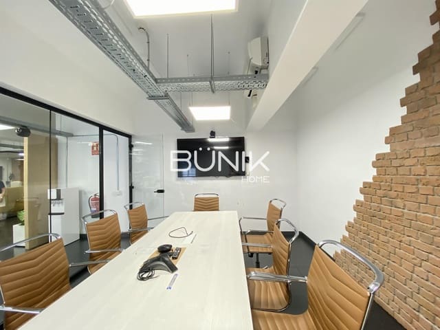 6 makuuhuone Toimisto vuokrattavana paikassa Sant Gervasi - Galvany, Barcelona kaupunki - 2 990 € (Ref: 9965944)