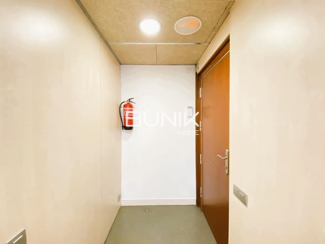 5 quarto Escritório para arrendar em Sant Gervasi - Galvany, Barcelona cidade - 1 600 € (Ref: 9974386)