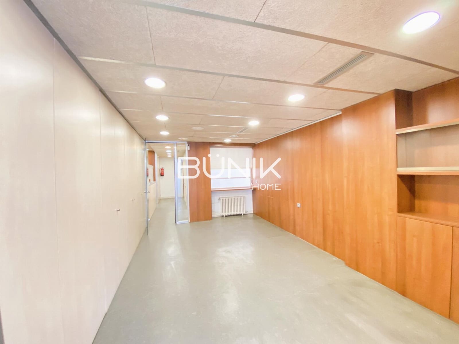 5 quarto Escritório para arrendar em Barcelona cidade - 1 600 € (Ref: 9974386)