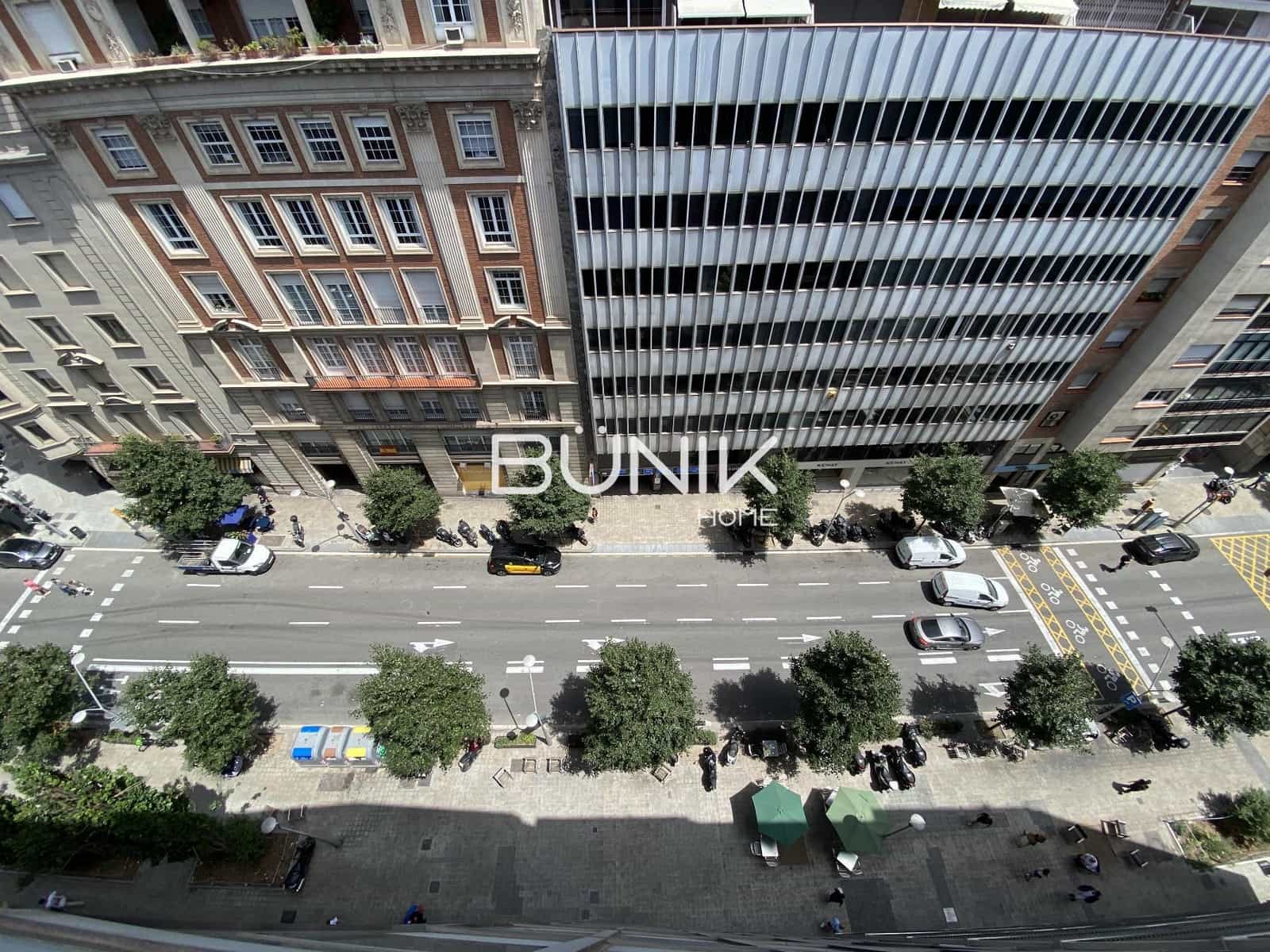 5 quarto Escritório para arrendar em Barcelona cidade - 1 600 € (Ref: 9974386)