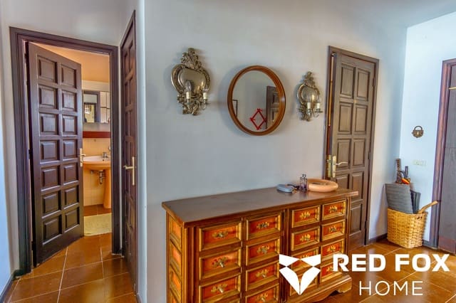 Casa de 3 habitaciones en Tacoronte en venta con garaje - 549.000 € (Ref: 10048527)