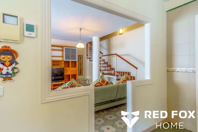3 soveværelse Byhus til salg i Santa Cruz de Tenerife med garage - € 670.000 (Ref: 10111897)
