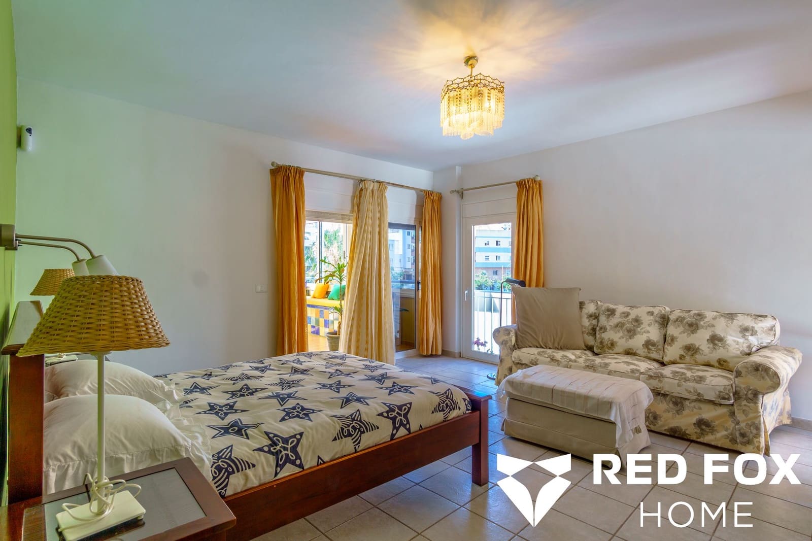 3 soveværelse Byhus til salg i Santa Cruz de Tenerife med garage - € 670.000 (Ref: 10111897)