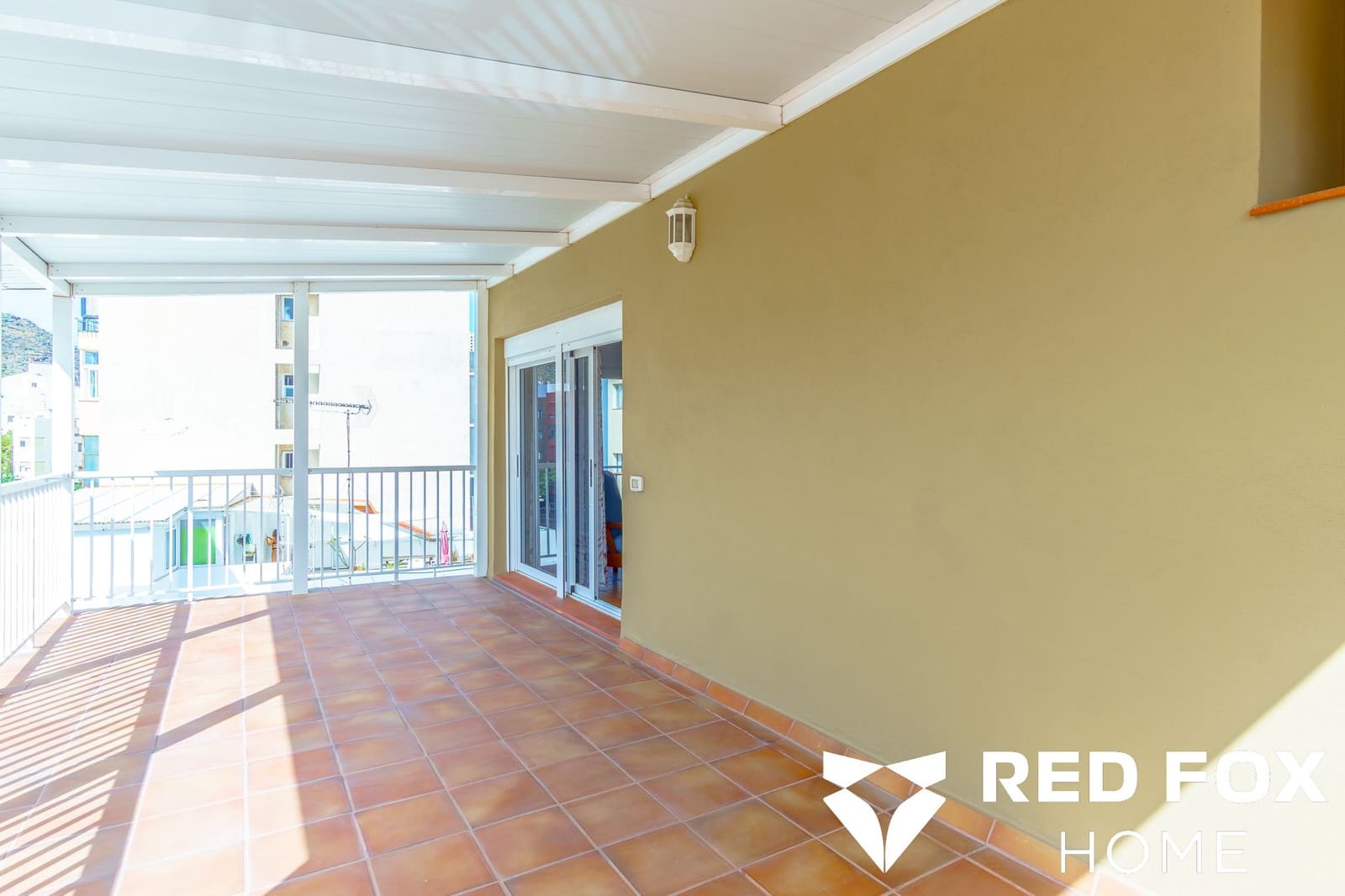 3 soveværelse Byhus til salg i Santa Cruz de Tenerife med garage - € 670.000 (Ref: 10111897)