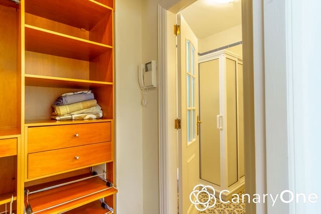 Casa de 3 habitaciones en Santa Cruz de Tenerife en venta con garaje - 670.000 € (Ref: 10111897)