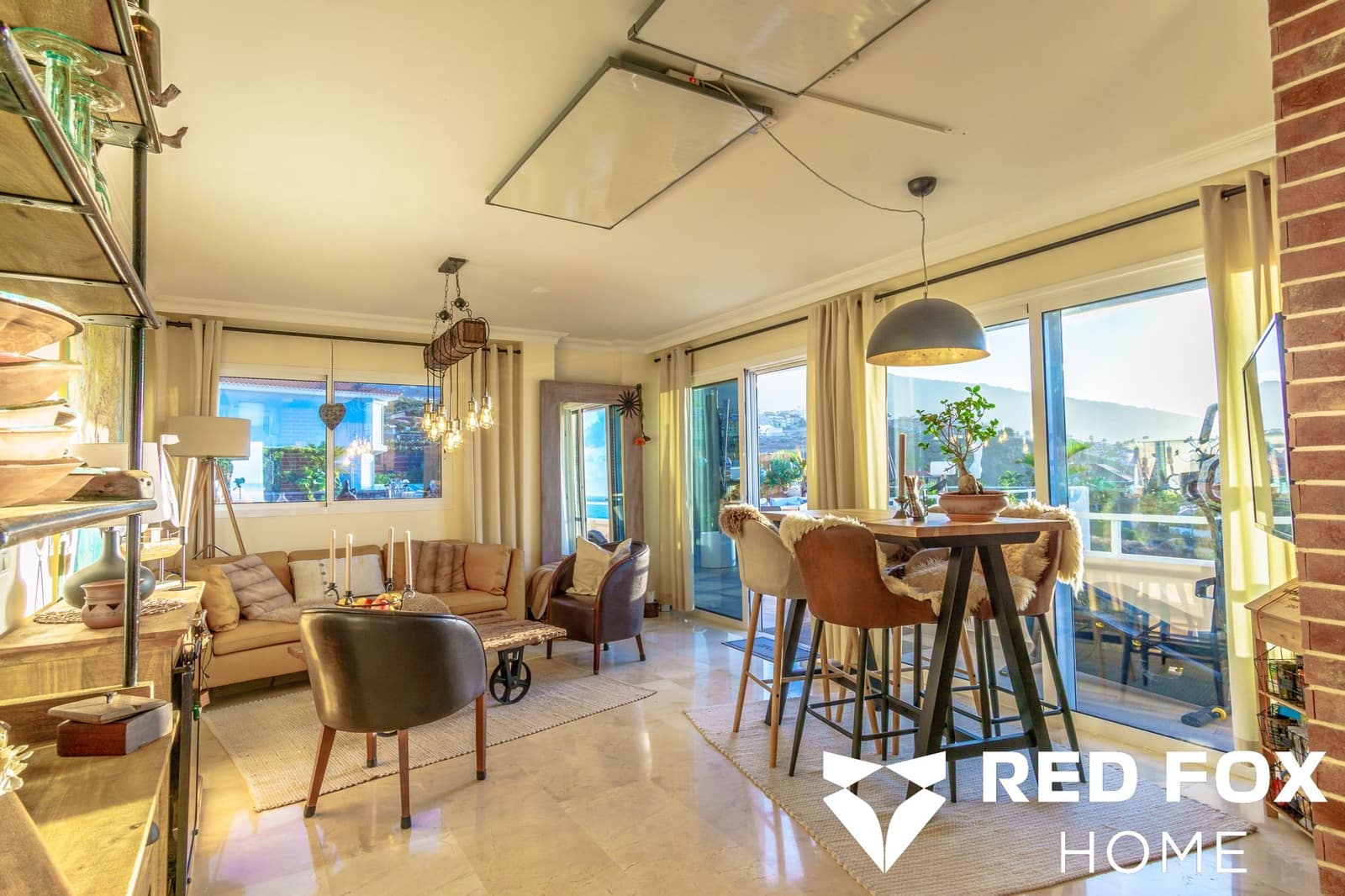 2 soverom Leilighet til salgs i Puerto de la Cruz med svømmebasseng garasje - € 559 000 (Ref: 10150183)
