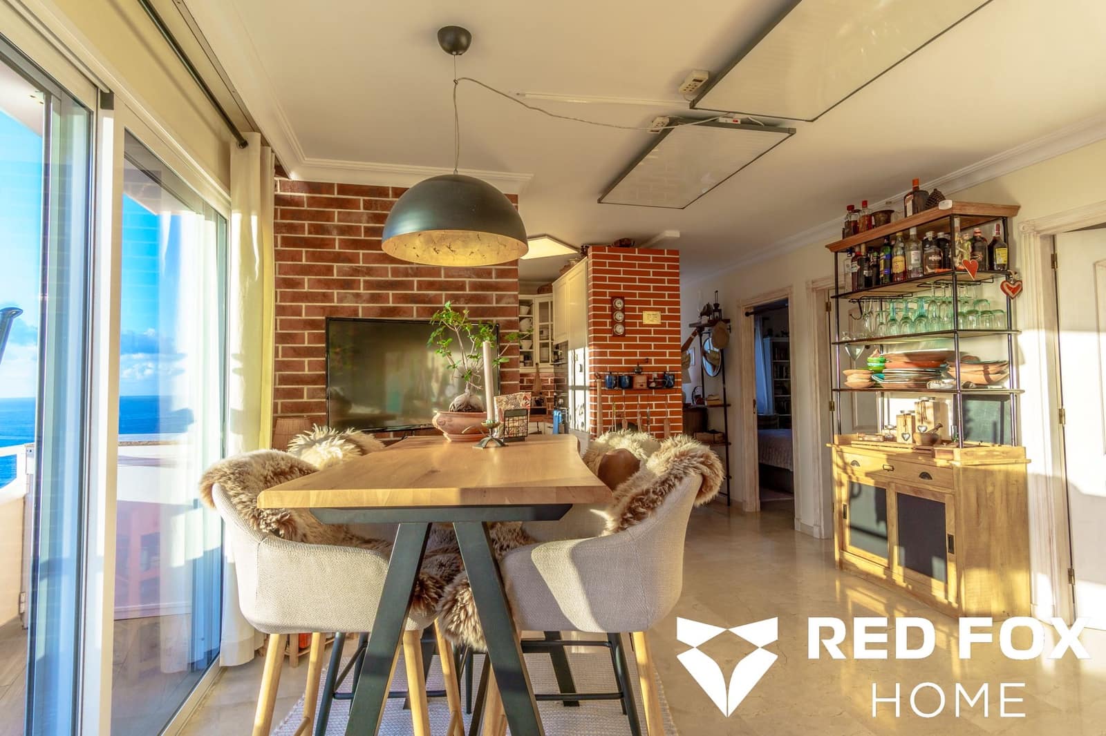 2 soverom Leilighet til salgs i Puerto de la Cruz med svømmebasseng garasje - € 559 000 (Ref: 10150183)