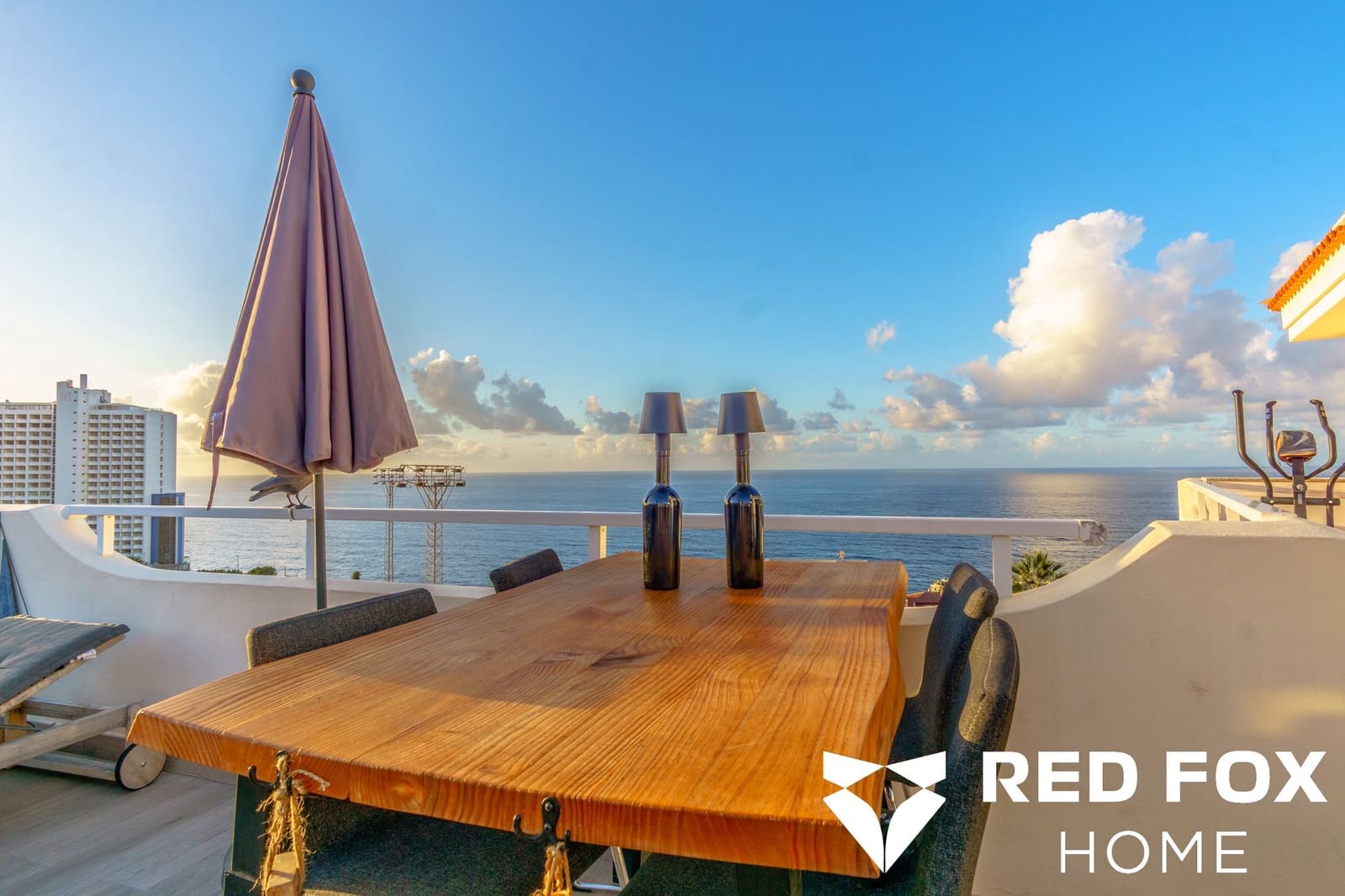 2 soverom Leilighet til salgs i Puerto de la Cruz med svømmebasseng garasje - € 559 000 (Ref: 10150183)