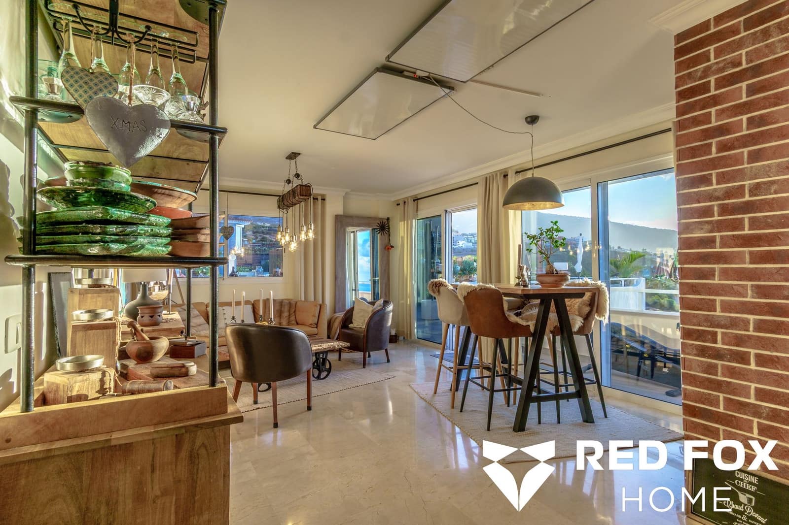 2 soverom Leilighet til salgs i Puerto de la Cruz med svømmebasseng garasje - € 559 000 (Ref: 10150183)