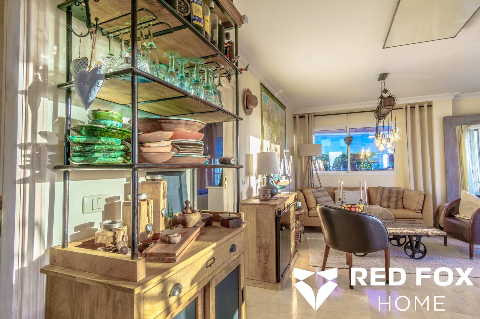 2 soverom Leilighet til salgs i Puerto de la Cruz med svømmebasseng garasje - € 559 000 (Ref: 10150183)