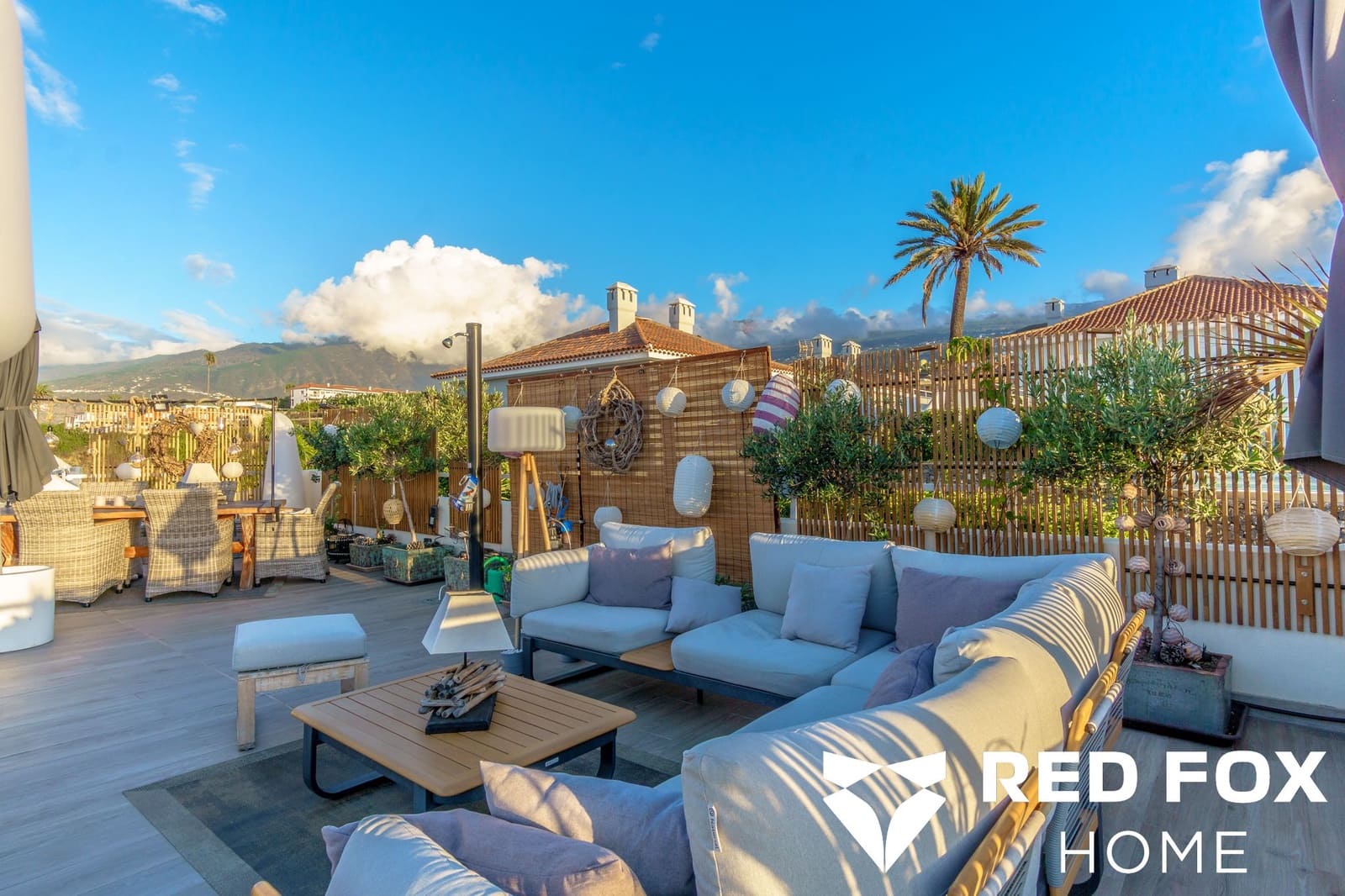 2 soverom Leilighet til salgs i Puerto de la Cruz med svømmebasseng garasje - € 559 000 (Ref: 10150183)