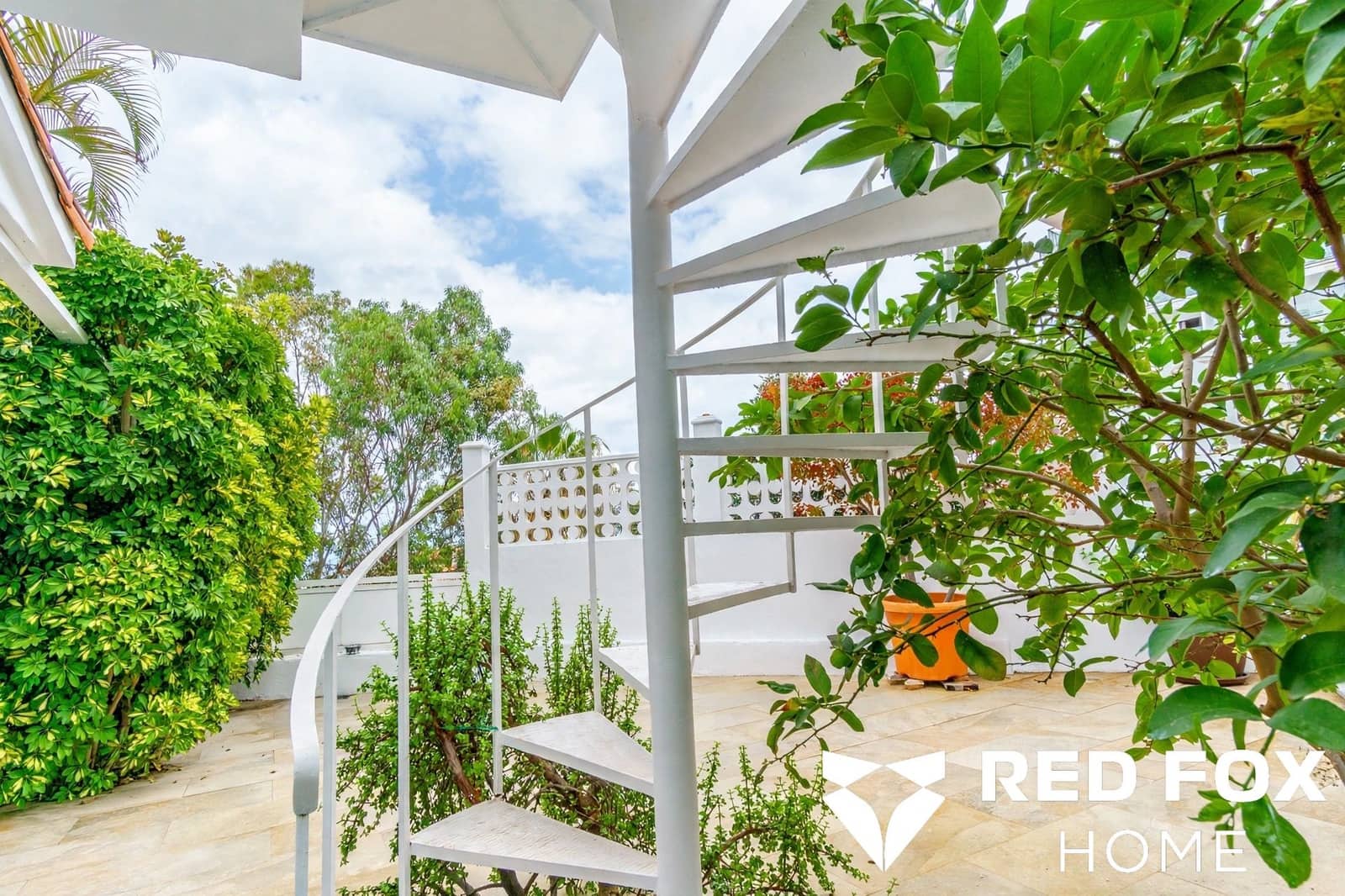 3 soverom Villa til salgs i Puerto de la Cruz med svømmebasseng garasje - € 890 000 (Ref: 10158493)