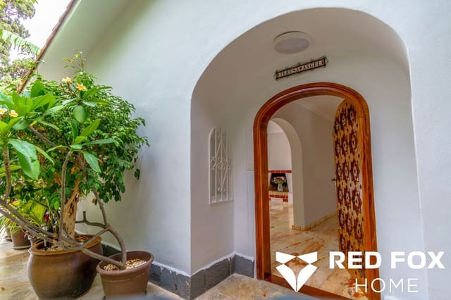 3 chambre Villa/Maison à vendre à Puerto de la Cruz avec piscine garage - 890 000 € (Ref: 10158493)