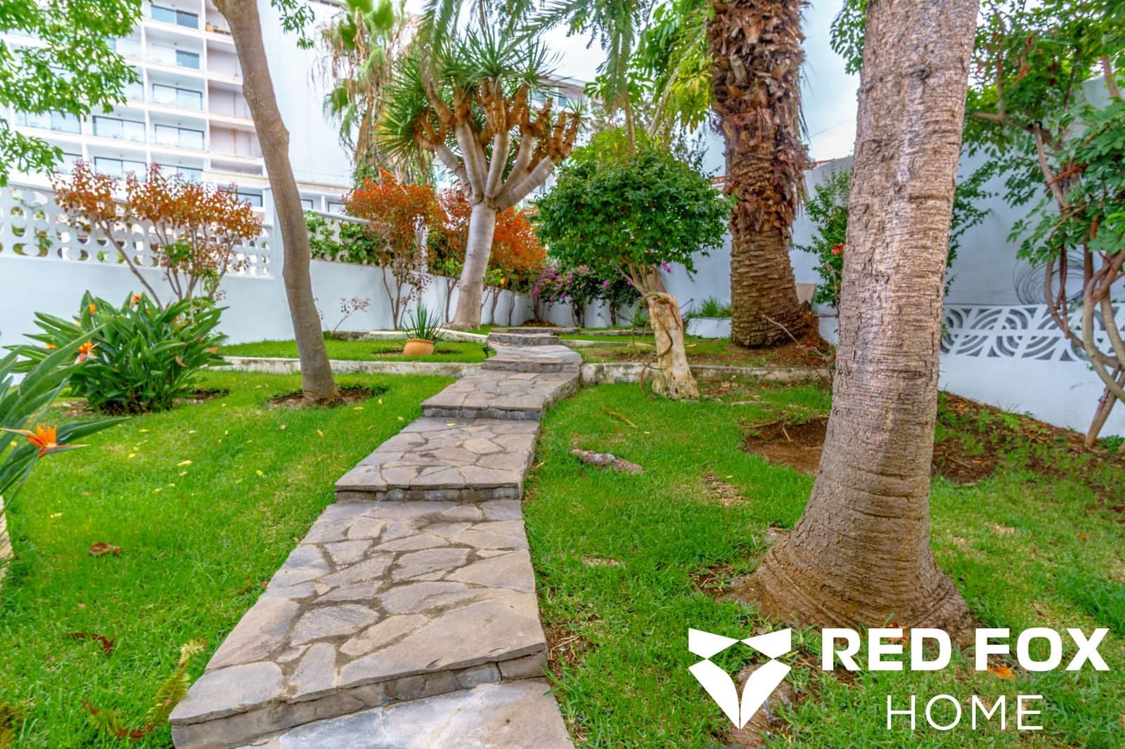 3 soverom Villa til salgs i Puerto de la Cruz med svømmebasseng garasje - € 890 000 (Ref: 10158493)