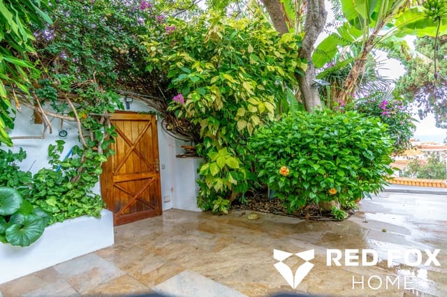 3 chambre Villa/Maison à vendre à Puerto de la Cruz avec piscine garage - 890 000 € (Ref: 10158493)