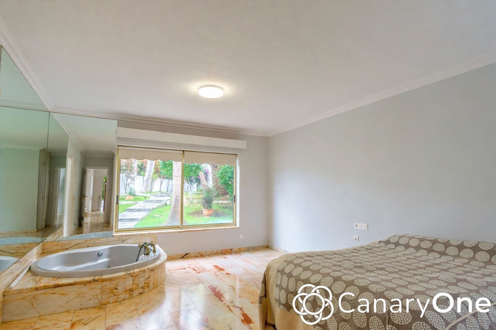 3 bedroom Villa for sale in Puerto de la Cruz with pool garage - € 890,000 (Ref: 10158493)