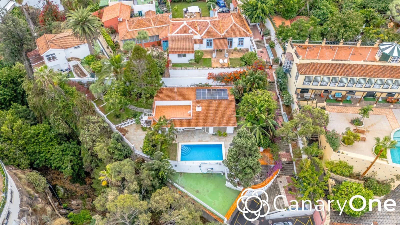 3 bedroom Villa for sale in Puerto de la Cruz with pool garage - € 890,000 (Ref: 10158493)