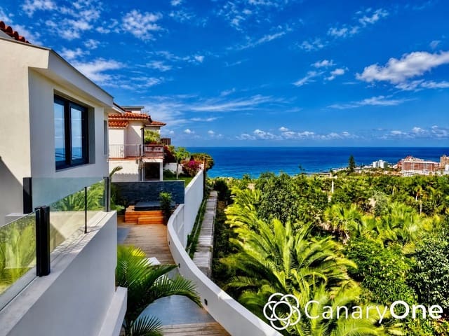 4 sypialnia Apartament na sprzedaż w Puerto de la Cruz z garażem - 895 000 € (Ref: 10174778)
