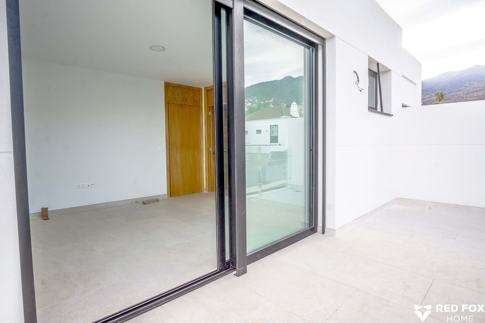 3 soveværelse Byhus til salg i Santa Ursula med garage - € 590.000 (Ref: 8600345)