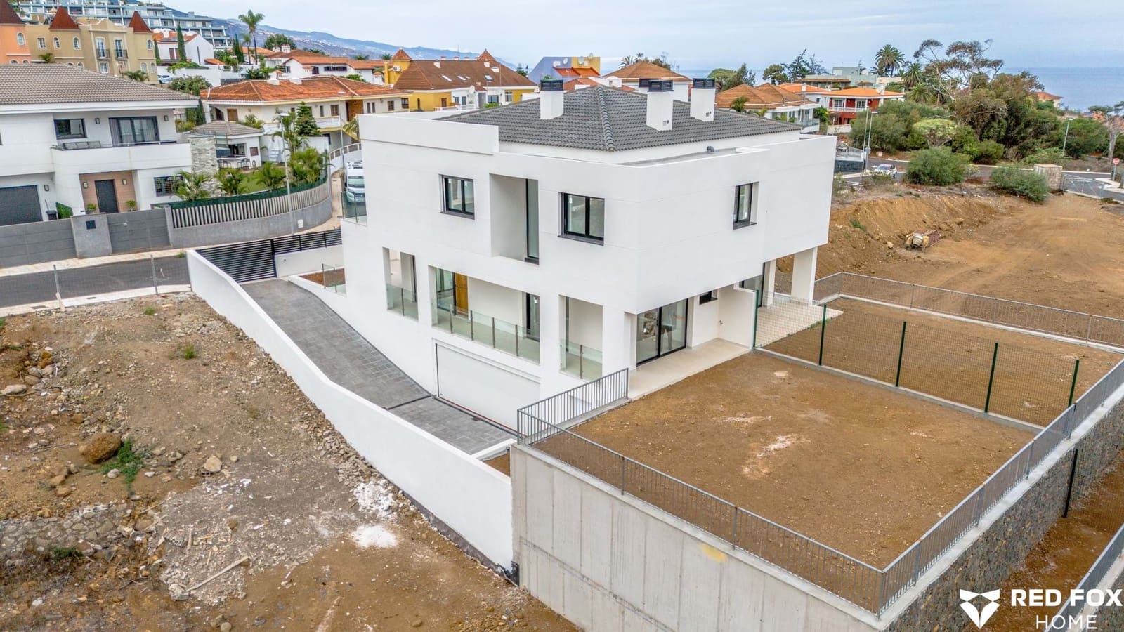 3 soveværelse Byhus til salg i Santa Ursula med garage - € 590.000 (Ref: 8600345)