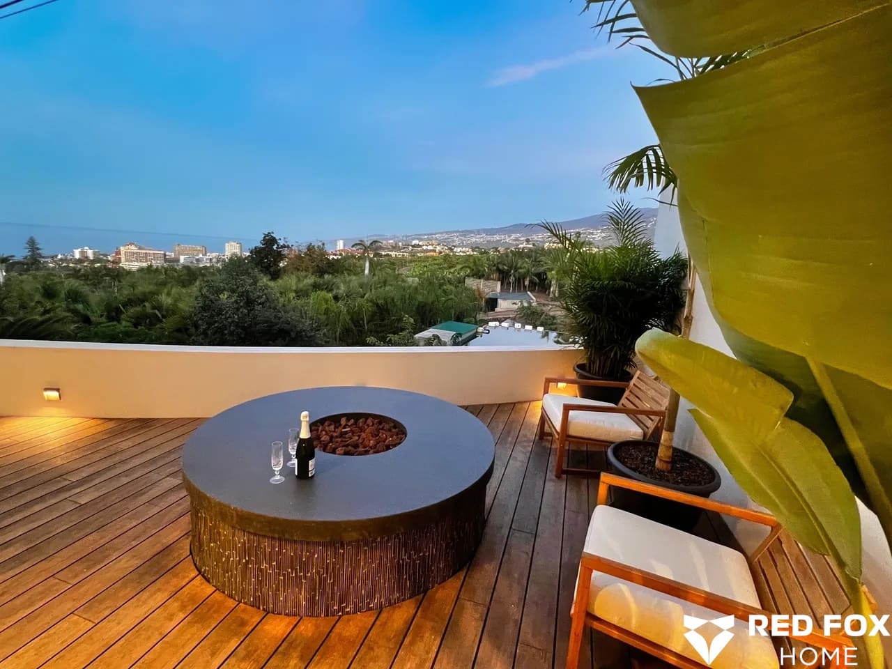 4 quarto Moradia para venda em Puerto de la Cruz com garagem - 1 175 000 € (Ref: 8600365)