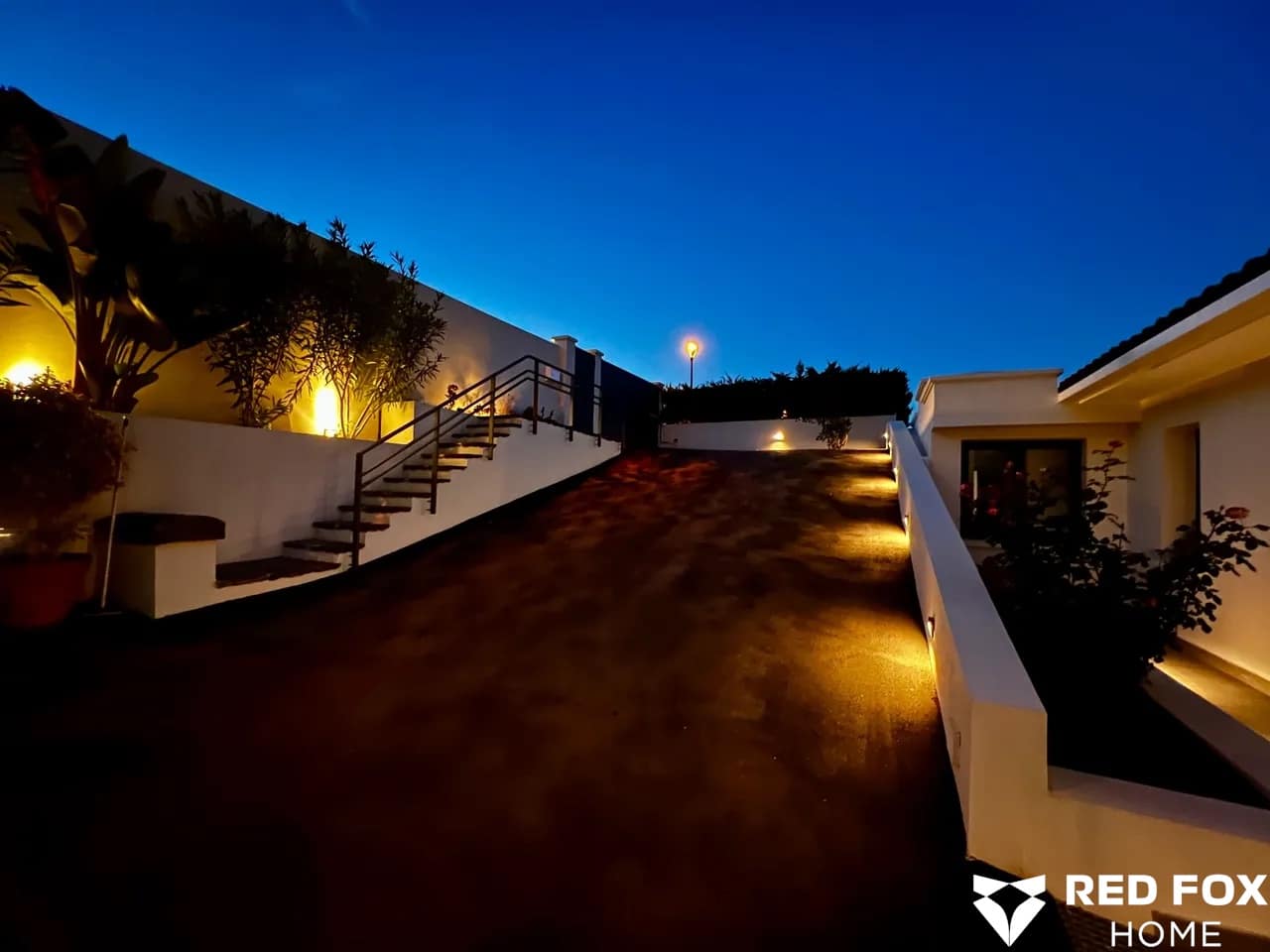 4 quarto Moradia para venda em Puerto de la Cruz com garagem - 1 175 000 € (Ref: 8600365)