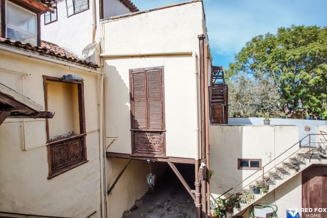 6 sovrum Villa till salu i La Orotava med garage - 815 000 € (Ref: 8738146)