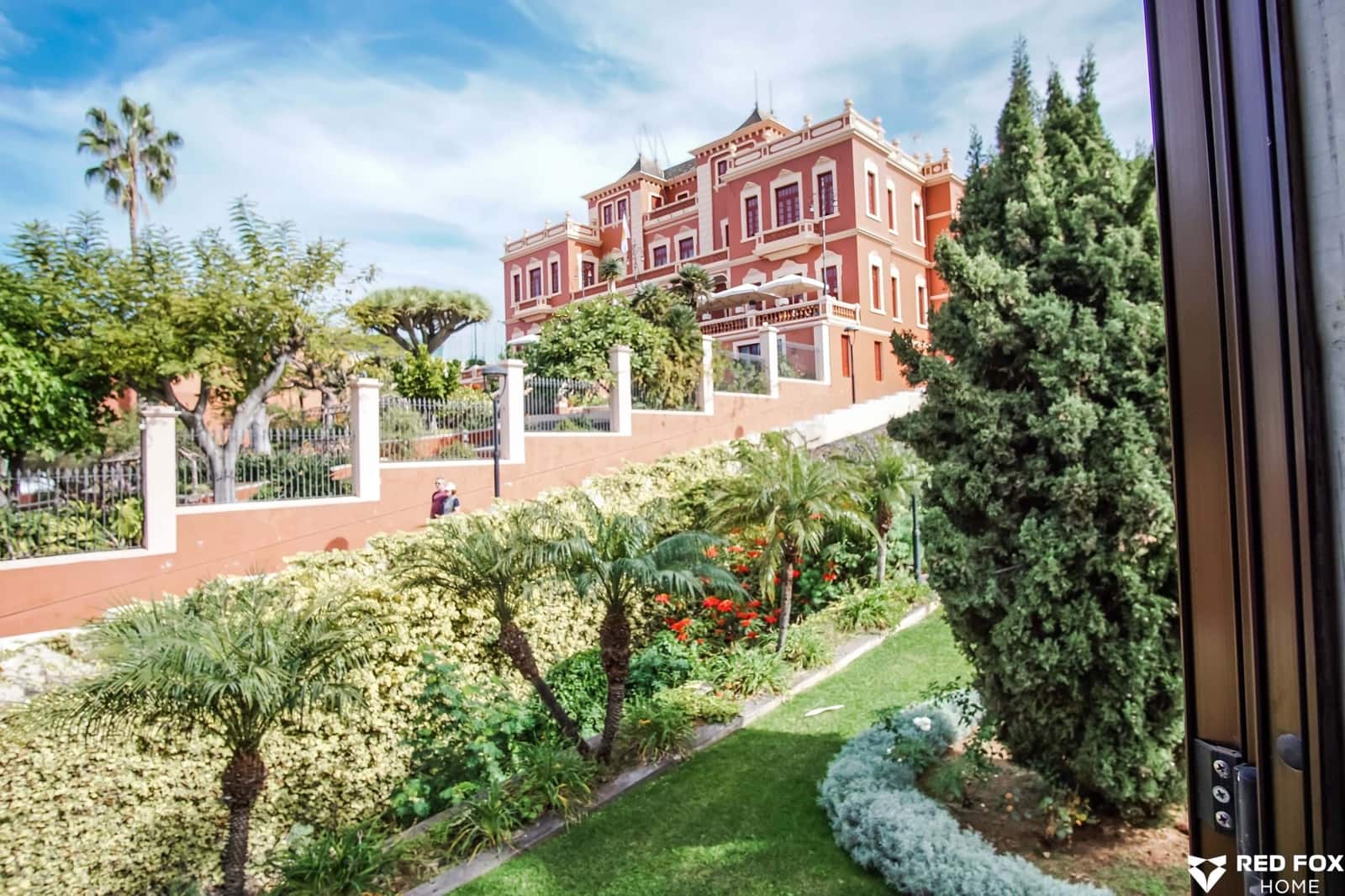 6 sovrum Villa till salu i La Orotava med garage - 815 000 € (Ref: 8738146)