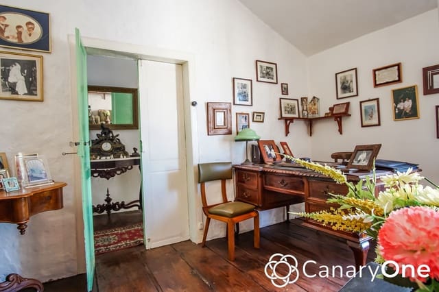 6 Zimmer Villa zu verkaufen in La Orotava mit Garage - 815.000 € (Ref: 8738146)