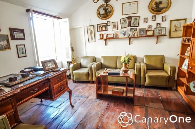 6 Zimmer Villa zu verkaufen in La Orotava mit Garage - 815.000 € (Ref: 8738146)