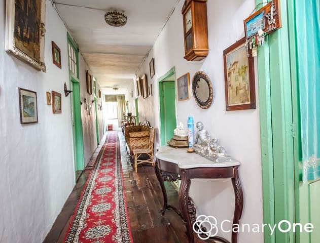 6 Zimmer Villa zu verkaufen in La Orotava mit Garage - 815.000 € (Ref: 8738146)