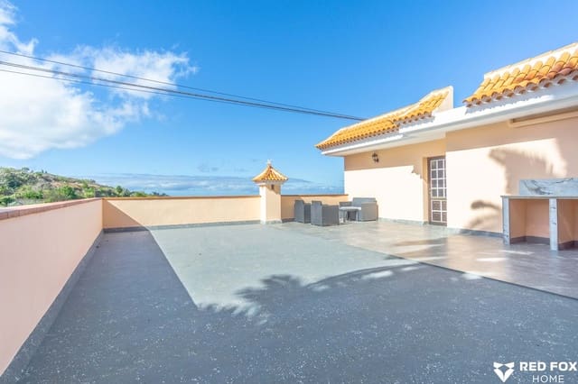 8 slaapkamer Villa te koop in Los Silos met garage - € 525.000 (Ref: 8765743)