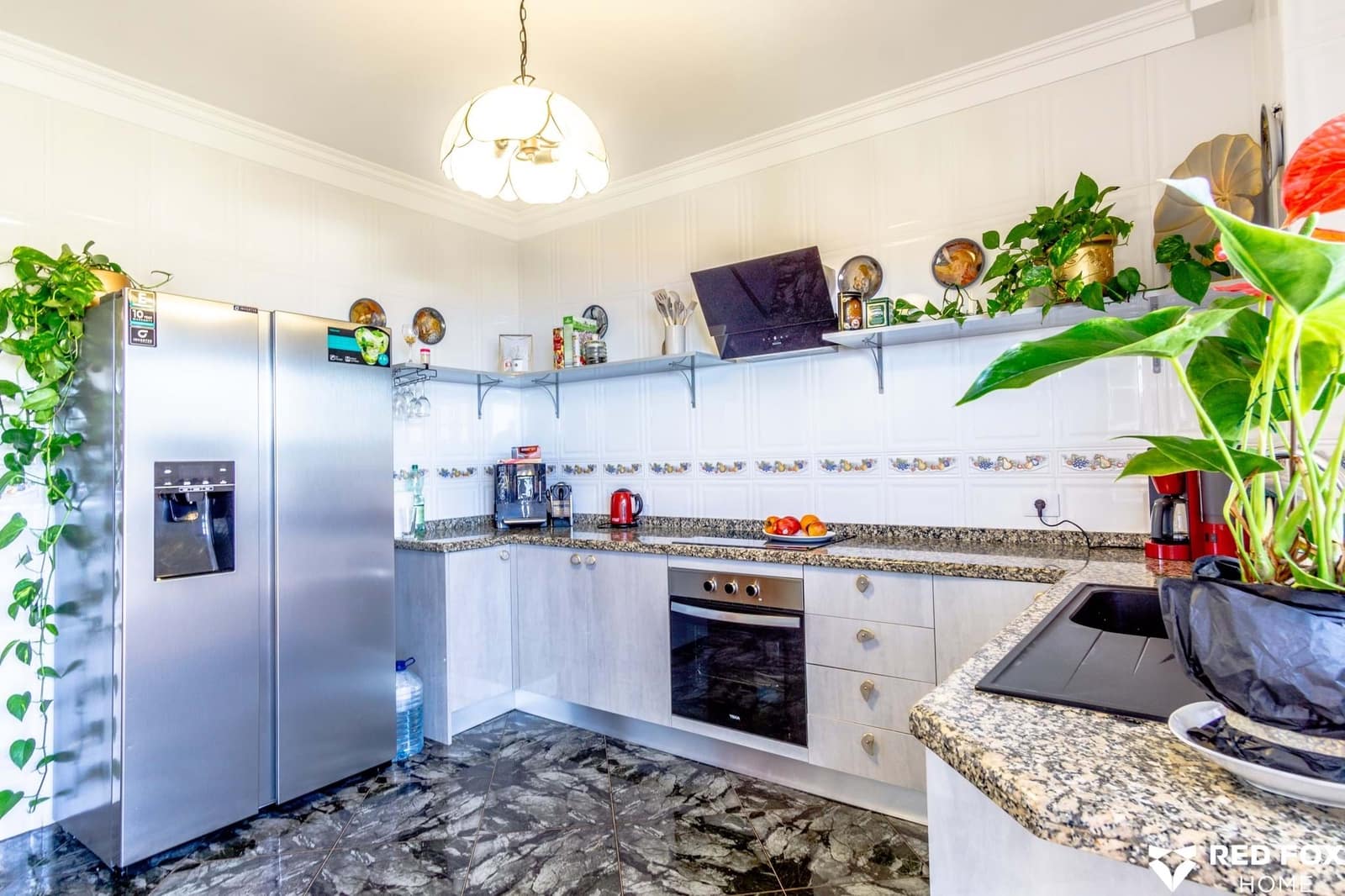 8 soveværelse Villa til salg i Los Silos med garage - € 525.000 (Ref: 8765743)