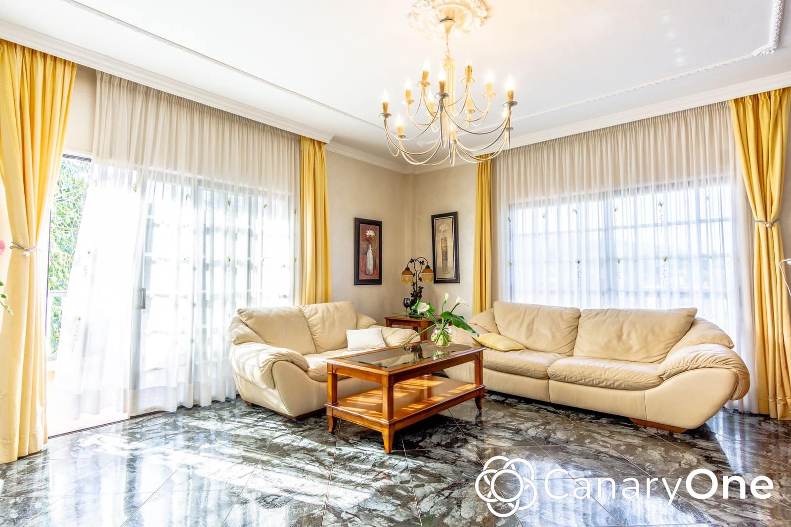 Chalet de 8 habitaciones en Los Silos en venta con garaje - 525.000 € (Ref: 8765743)