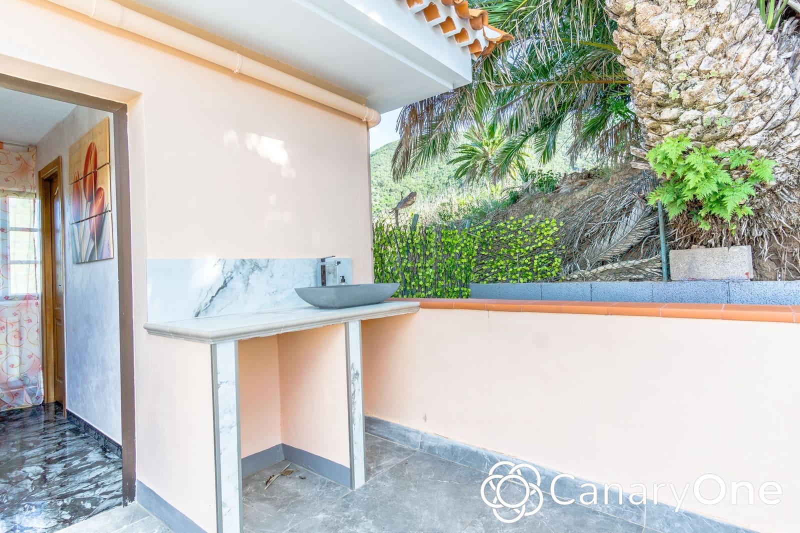 Chalet de 8 habitaciones en Los Silos en venta con garaje - 525.000 € (Ref: 8765743)