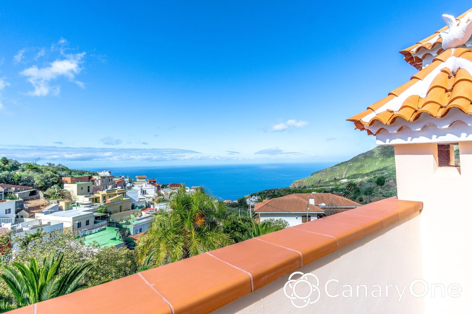 Chalet de 8 habitaciones en Los Silos en venta con garaje - 525.000 € (Ref: 8765743)